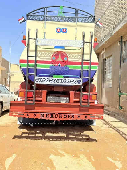 سلام عليكم اقچم البيع موديل ( 80)وضع شركة(قمارةمبخره بس خارج جماليه )شاصي خام بدون صبغ محرك ستندر كير 25 رقم نينوئ نكليزي تانكي تفصال جديد  سياره ع وظع شركه 
  ***********$$***********
