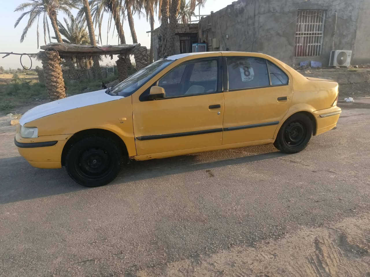 سلام عليكم سمند مديل 10 مكينه وكير وحداديه خير من الله بسمي رقم بغداد انكليزي بيه جاملغ امامي فقط والباقي شوف العين مصفره من كلشي وجاهزه ترايك 180 شراي يتصل ***********
