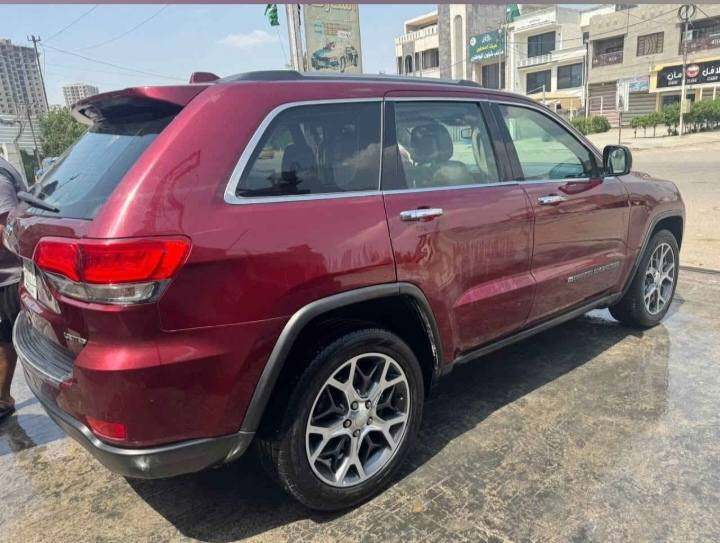 جيب شيروكي لمتدد بلاص 2019
السعر 245ورقه بس والمواصفات جوة بلصور


**إذا كنت صاحب هذا الإعلان وتريد حذفه لأي سبب، رجاءا أرسل رسالة إلى الدعم الفني**
