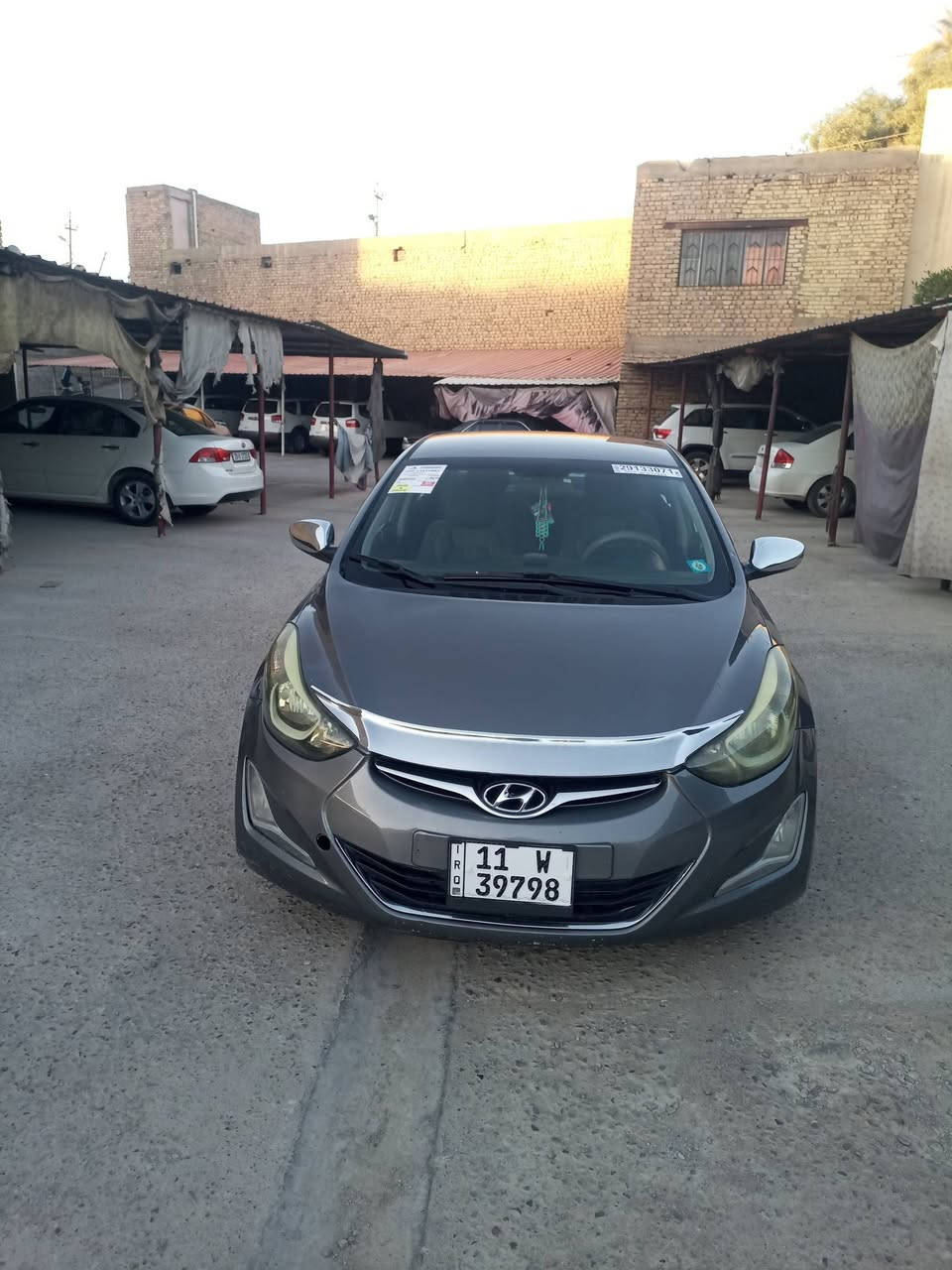 السلام عليكم 
سياره للبيع الانتره موديل 2014 وارد امريكي الضرر منشور بالسونار بالصور و بس صبغ مو ضربه محرك 1800و الكير و المحرك  و تبريد صدر خير من الله السعر 115 وبيه مجال تواصل و تدلل 
مكاني ديالي بعقوبة متواجد على الفيس و الرقم 
***********
