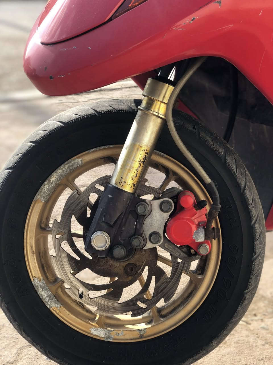 سلام عليكم ماكس عدله للبيع على وضع البلاد كلها بلادي تزويد كله بلادي صارلها 10ايام طالعه من الوكيل 
برغي واحد مامفتوح بيها تراي وين ميعجبك افحص بكل مكان شراي يتصل عنواني المجر الكبير *********** ما متواجد فيسبوك
