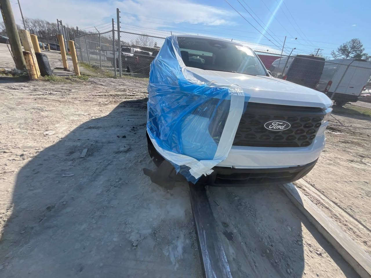 سلام عليكم. فورد مارفك صور شحن 2025 مدة وصول 40يوم  ماشية 530مايل يعني زيرو  بانزين بل كامل 
السعر 138ورقة واصل العراق شامل كمرك ونقل 
تواصل على الخاص او 00962795655414


**إذا كنت صاحب هذا الإعلان وتريد حذفه لأي سبب، رجاءا أرسل رسالة إلى الدعم الفني**