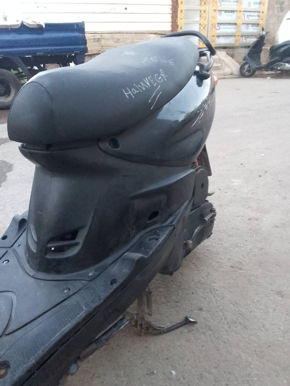 بيع مستعجل دراجه حلوه شامره بالبيت  مشتريه ب٥٠٠ بشهر الثاني بس اخوي انگلب بيه وريد ابيعه لأن انخاف عليه سعره ٣٥٠ اوراق بيه اصوليه ماتلگه هيجي سع مكاني نهايته حي اور


**إذا كنت صاحب هذا الإعلان وتريد حذفه لأي سبب، رجاءا أرسل رسالة إلى الدعم الفني**