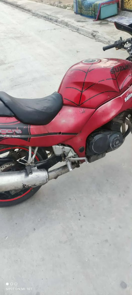 سلام عليكم قرش 400للبيع كوم حديد 
بغداد المدينة
لتكلي شبيهة مابيهة كوم حديد شغالة بس تخربط

***********
