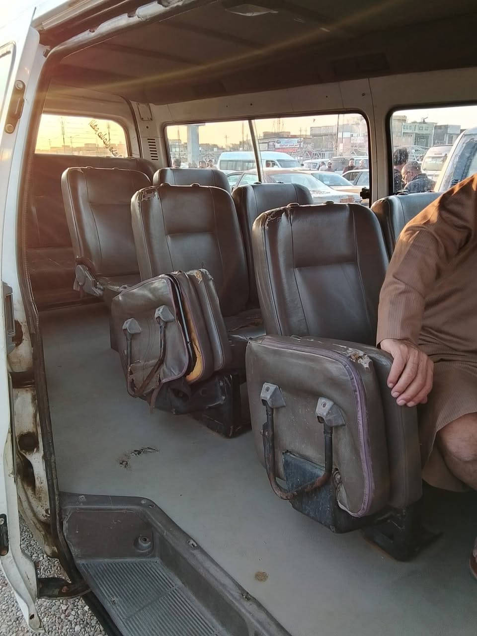 سلام عليكم بيع فتون  مديل 16 موصليه ما عليها شارت حجز مكينه تنقص كير حداديه جديد  كهربيات كله شغاله كاعيه تنته جديد تيرات حلوات كشنات حلوات المكان بصره الحيانيه سعر 37 وبي مجال رقم عل شريحه *********** /)رقم بي وتساب فقط ***********
