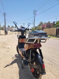 شحن • ٥ بطاريات • نظيف