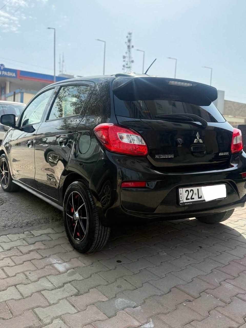 ‎میراج
‎٢٠١٩ ڕەش
‎گیر ئۆتۆماتیک  جام کارەبای سوکان ڤولیوم تحدید سورعە 
‎تایەو ویلی نویە
‎سەنەوی تا ٢٠٣٠ نوێ کرایتەوە
‎نیو  بۆنیت 
‎دەرگای پشتەوەی سبخە
53000 mile رۆیشتوە

                                                 *********** أربيل, العراق
