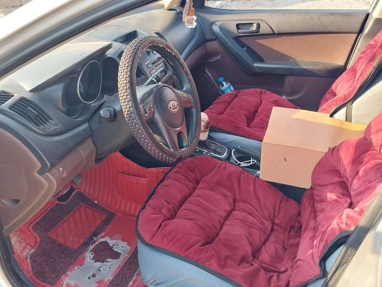 بعد السلام والتحية كيا سيراتو مديل 2012 كير ومحرك شرت  جاهزه من كلشي رقم صلاح الدين بسمي تحويل مباشر سعر 105 وبيها مجال
***********
