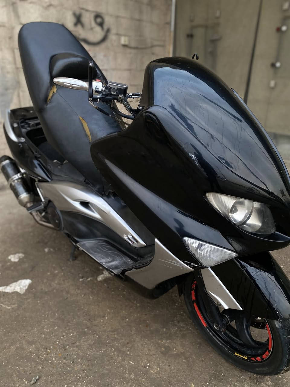 سلام عليكم
للبيع تي ماكس 2007 بومة

نظافة شوفت عينك مكينة كدامك  

تايرات جدد شادلهة ومسويلهة ادامة 

بيهة ستيرن ومجامع وقبظات نيكل

بيهة يدات عكرب وصالنصة رياظي

شلعة تشك الكاع معدل اذا مو ١٨٠ مرجوعة 

بيهة ملاحظات بصيطة عنوان بغداد زعفرانية *********** 

السعر ١٥
