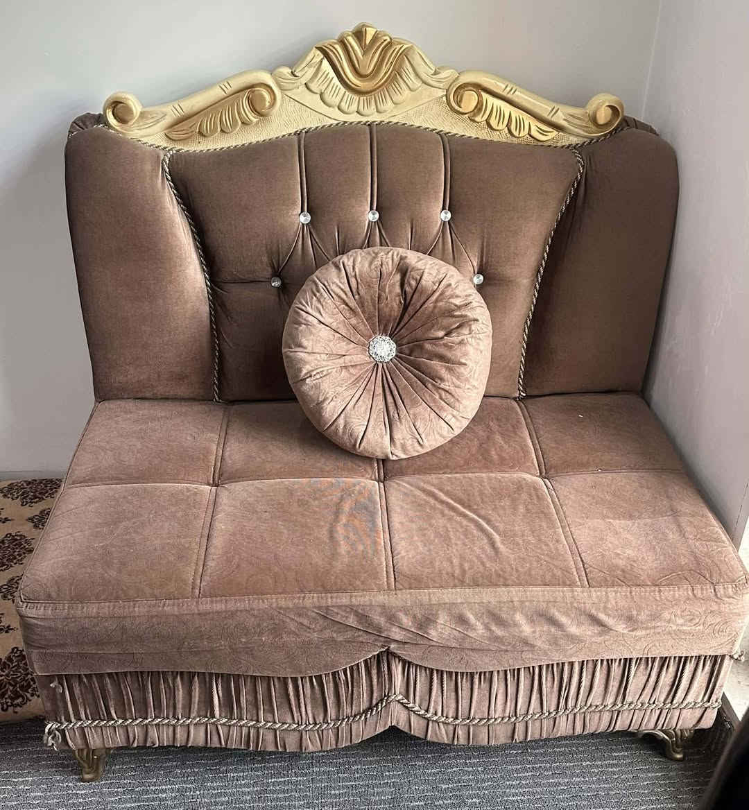 قنفات للببع  ١٢ نفر  يعني  ٩  امتار  نسبة النضافة ٧٥ بالميه  السعر ٢٢٥ الف


**إذا كنت صاحب هذا الإعلان وتريد حذفه لأي سبب، رجاءا أرسل رسالة إلى الدعم الفني**