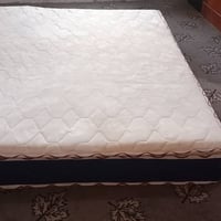 دوشك للبيع طبي طبقتين اخو الجديد مستخدم شيء قليل سعر تصال على رقم 0772...