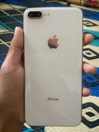 آيفون ٨ بلاس • ٦٤ • بطارية ٧٩