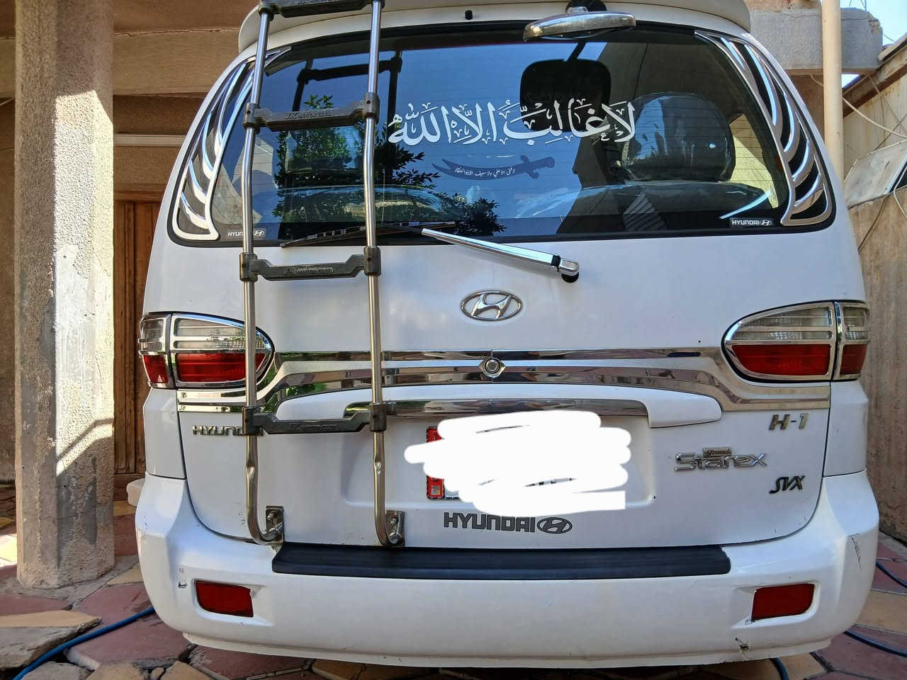 السلام عليكم سياره ستاركس ٢٠٠٧ للبيع خليجي كير اوتماتيك بلادي ومكينه مفتوح بلاديه وبيها خيط بخار بدون تنقيص تخم تاير جديد كهربائيات كلها شغاله شواصي بلاديه وضع شركه لا معمر ولا مصلح   مكاني بغداد
 رقمي: ***********
