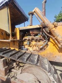 بلدوزر • كوماتسو • موديل ٨٢