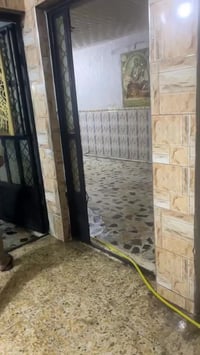 ‏السلام عليكم ورحمة الله بيت في مدينة الصدر قطاع خمسة مجاور سوق الأولى...