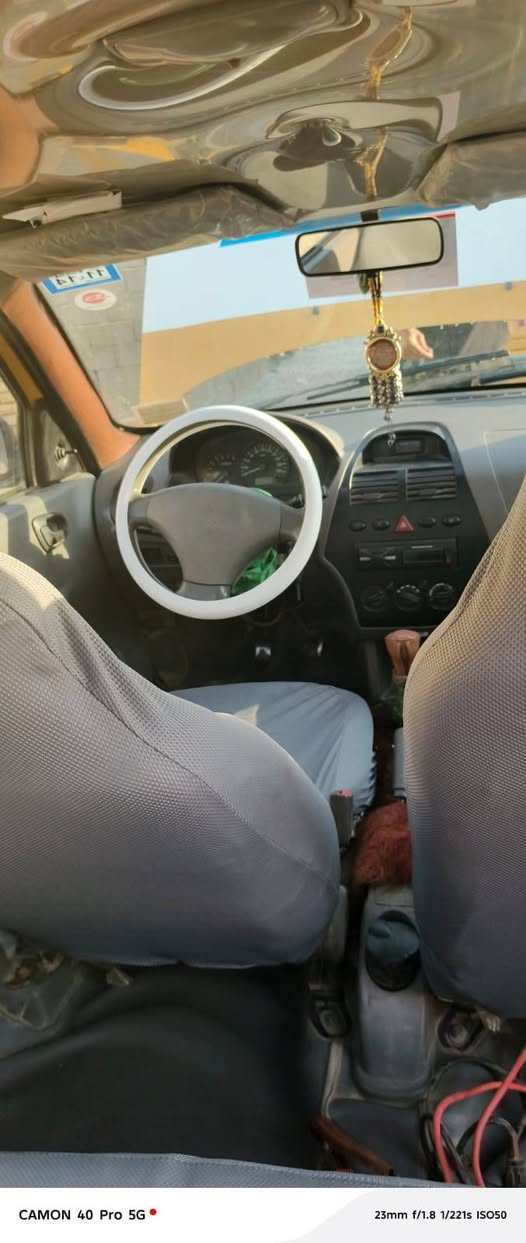 سلام عليكم طيبه مؤديل ١٥ سياره كير محرك خير من الله محرك بي بدايه بخار توه بداي كهربائيات كلها شغاله شواصي مكفوله دوشمه جديدة ماكو شي ما يشتغل بيها سعرها 29 وبيها مجال عنوان حي اور  تحويل بنفس اليوم رقم هاتف ستفسار اكثر ***********
