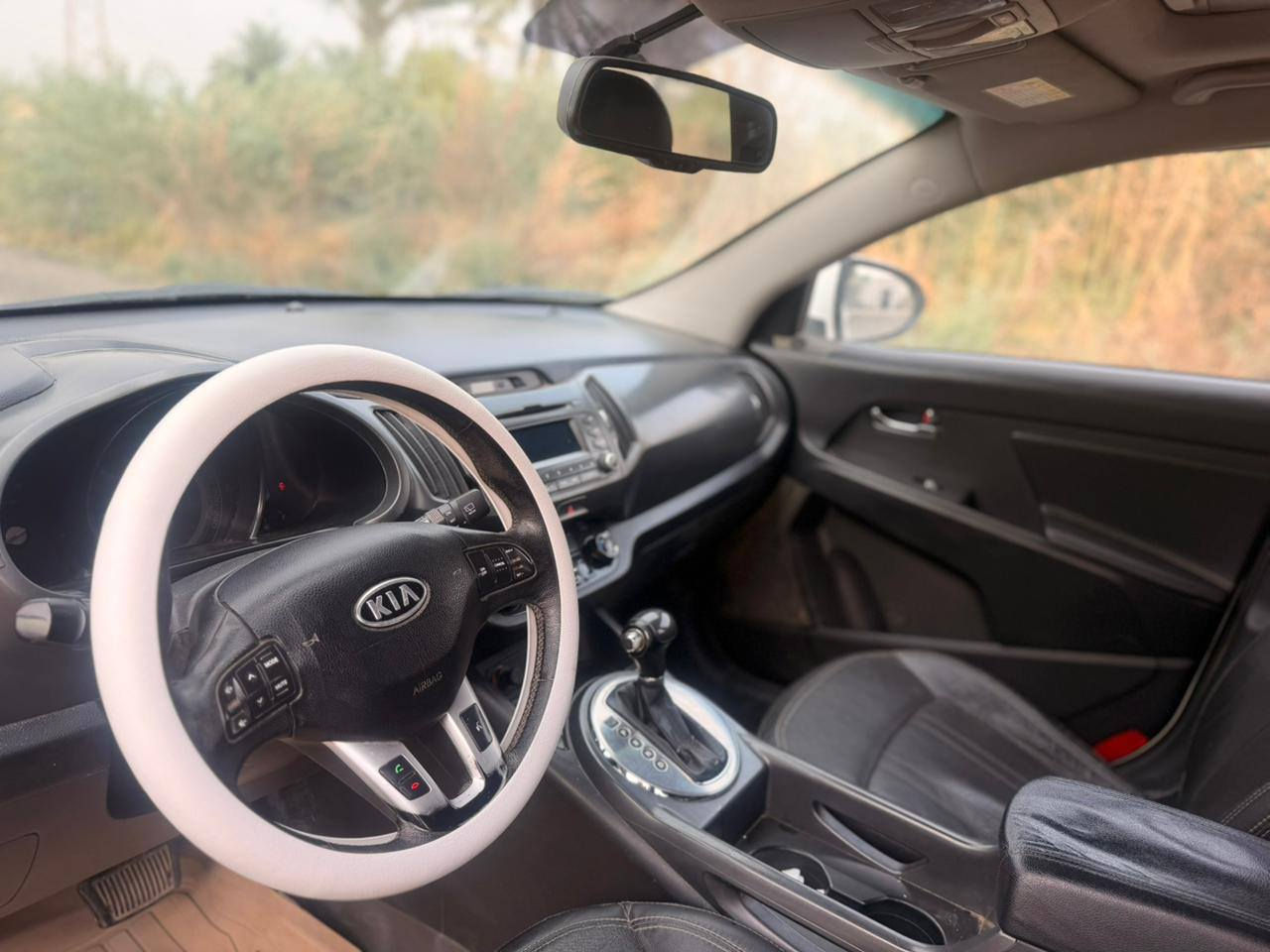 السلام عليكم كيا سبورتج موديل 12فول مواصفات بنوراما وبصمه مكينه جتي اي ورد كوري مكفوله كفاله عامه  مكان السيارة ديوانية رقم بغداد *********** جديده السياره السعر 140 وبيهه مجال
