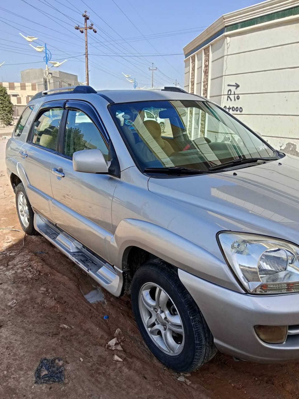 سبورتج 8 خليجي بسمي بابل انكليزي كفاله عامه من ضربه أو تبديل فقط جراد وصبغته اربع  قطع صبغوعندي صور الجراد قبل الصبغ محرك حداديه جديدة بس كمبرسر عاطل تبريد السعر 97 مكانه حله لاتصال ***********
