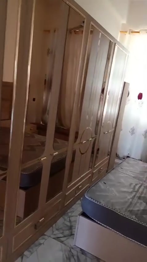 سلام عليكم غرفتين نوعيه كلش زينه المكان بغداد رقم *********** مكلف ب نشر
