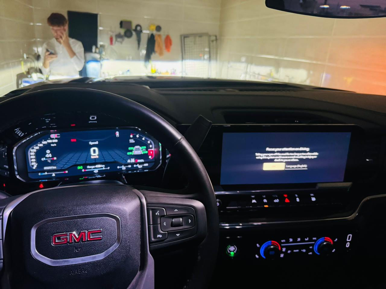 جیمسی سیرا 
٢٠٢٤

٤سلندر تیربۆ

واحد قطعة مصبوخ جاملخ سكن جانبي

٢٦ الف ماشي

اليفيشن مواصفات معروفة

سيارة رقم السليمانية جاهز

محرك كير بشرط

مكان السيارة السليمانية

***********
