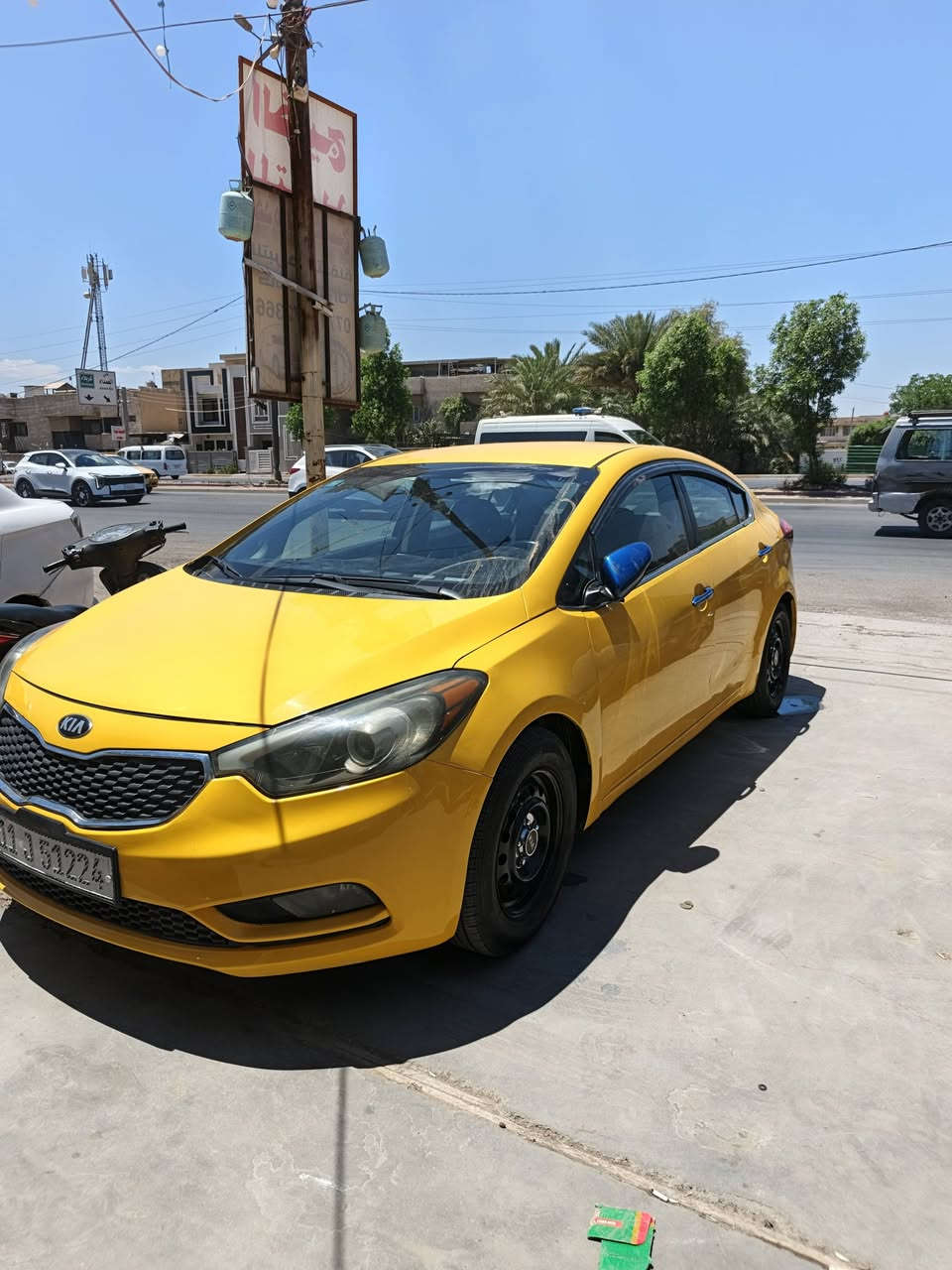 سلام عليكم فورتي مديل 14 GTI ماشيه 250ميل 
السعر 95 وبيهه مجال متواجد بل سيديه 
الرقم *********** ...
