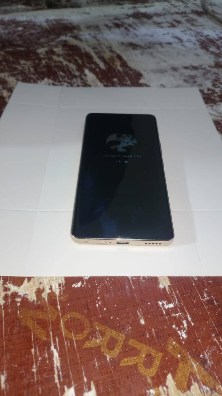 مرحبأ جهاز هونر اكس تسعه سي  ضد الكسر وضد المي جديد مستعمل شهر واحد ☝ اخو جديد والله اي عطل مابي جديد بس نضيف 100/100 سعر خاص رقمي ***********
