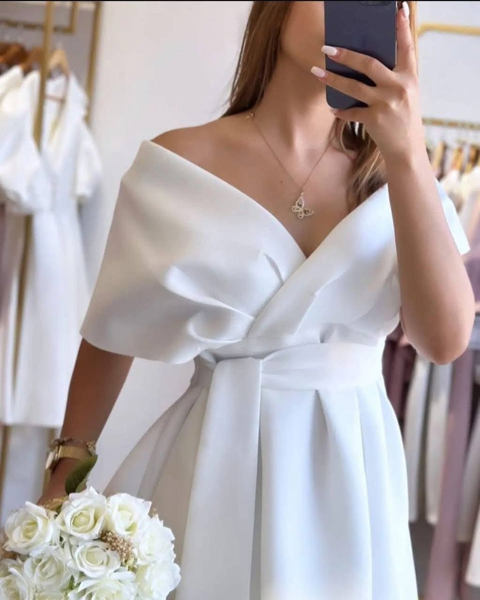 الاستفسار والحجز فقط واتساب+9647775744834
فستان فقط لون ابيض ابيض ناصع الخامه ثقيله جدا
القياس 38 40 
الطول 97
السعر 55 توصيل مجاني


**إذا كنت صاحب هذا الإعلان وتريد حذفه لأي سبب، رجاءا أرسل رسالة إلى الدعم الفني**