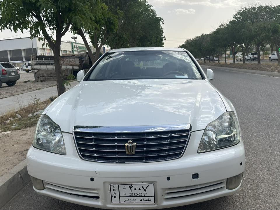 شاهینە  ٢٠٠٦
ڕۆیاڵ بیلاد شکڵ سپۆرت 

گێڕ و مەکینە گەورە ١٨٢

 بەس سڵاید نییە
٣پەردە
سەلاجە
تەبرید مەرکەزی -تەبرید سەقف
ناو جڵد
٤کوشن کارەبا و هەر ٤ کوشن هیتەر
حاسەی پێش و دواوە
ویل دینگە
 کۆدی بۆ کراوە 

٤ پارچەو نیو بۆیاخە سەقفی بە شەرت شوختیشی نەبێ

بۆ وردەکاری زیاتر  تەلەفون بکە لەخزمەتام  بۆ نرخیش بە پێی بازار 
شوێن کەلار 
***********
