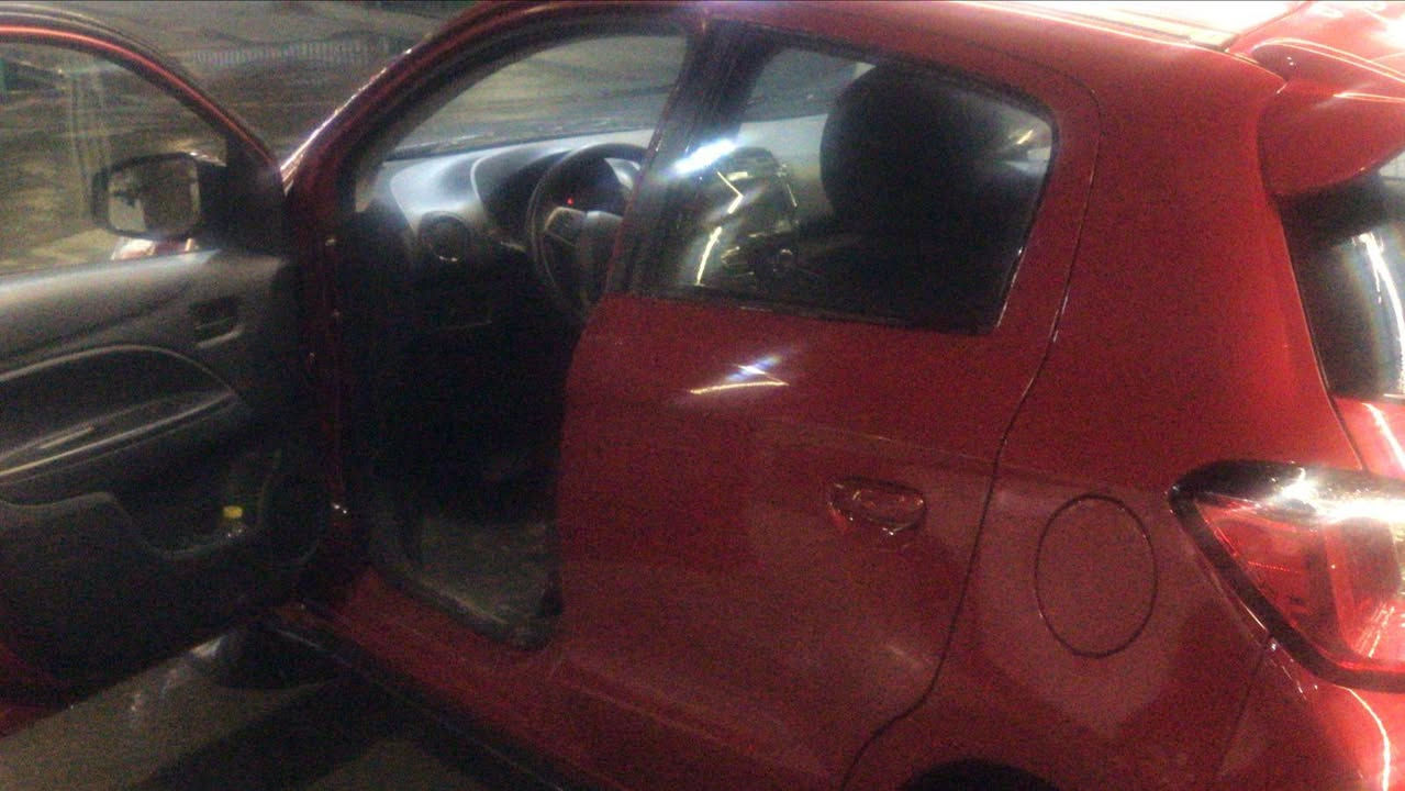 مستر بوشي ميراج 2024
رقم سليمانيه 
حادثها كما موضح بلصوره السياره ماشيه كلش قليل 
رقمها قبل اسبوع اترقم بدون دواخل 
السعر ١٠٠ورقه وبي مجال 
للاستفسار ***********
