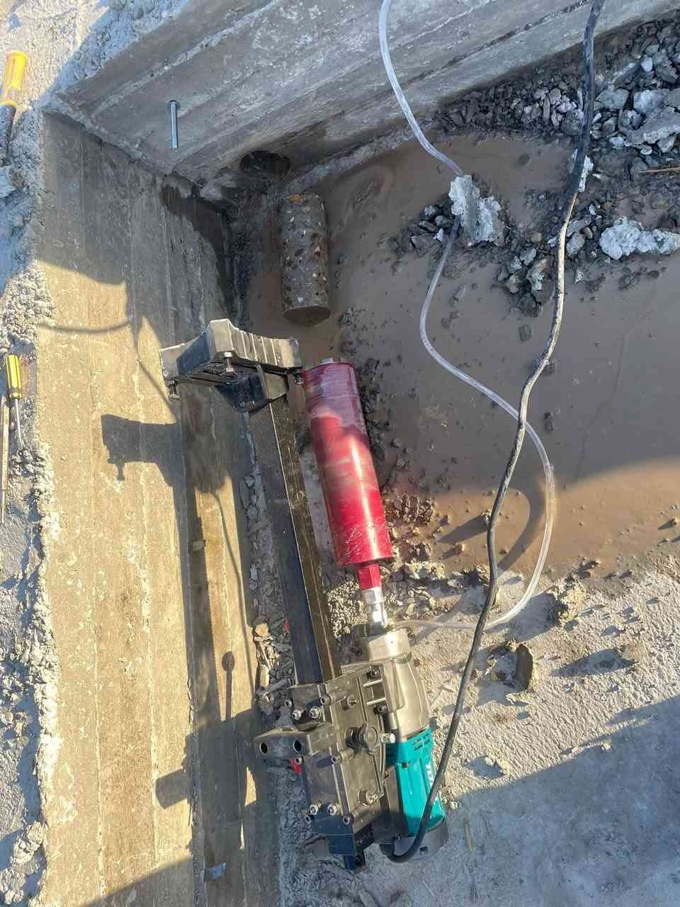 🎉  عرض خاص من خدمات أبو حسين لقص وثقب الكونكريت 🎉
🚀 لأصحاب المهن (السباكين، الكهربائين، أصحاب الورش، المقاولين)

وحتى أصحاب البيوت اللي عدهم شغل يحتاج دقة وثقة…

قدّمنا لكم عرض خاص ولمدة محدودة على ثقب وقص الكونكريت بأحدث جهاز كور بدون اهتزاز وبأفضل الأسعار.

🔧 العرض يشمل:

 • خصم خاص لأصحاب المهن على كثرة الفتحات

 • أسعار مخفّضة لأصحاب البيوت إذا كان الشغل أكثر من فتحتين

 • تنفيذ سريع ونظيف بدون تكسير زايد

 • متوفر ثقب بقياسات: 4 إنج و 3 إنج

📍 أماكن الخدمة:

 • بغداد: نوصلك لأي منطقة

 • المحافظات: الخدمة متاحة إذا عدد الفتحات أكثر من 5

💥 استفادوا من العرض قبل ما ينتهي!

📞 للحجز والاستفسار:

***********

خدمة مضمونـة… وسعر يناسبك…
