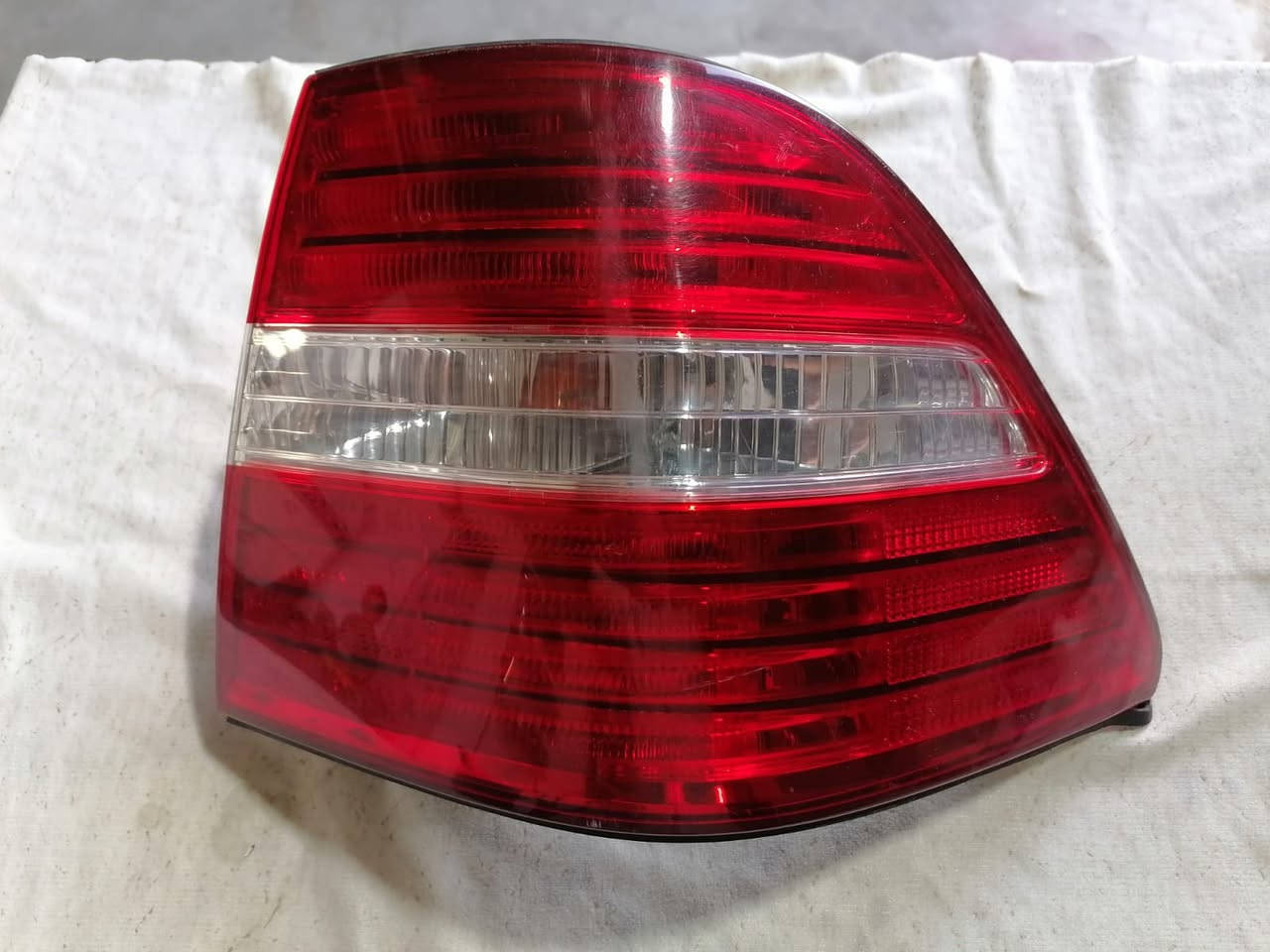 اشياء کامل لیکزز لس ٤٣٠ ٢٠٠٤-٢٠٠٦
***********

***********
