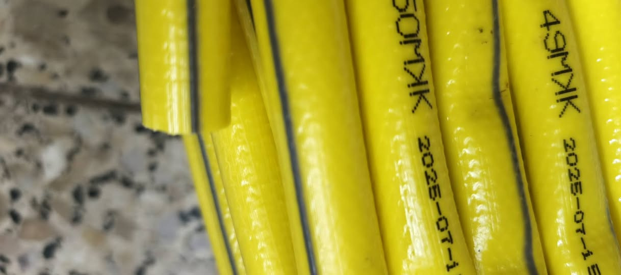 السلام عليكم صوندة فوك ال50 متر كاملة قيمة واخذهة
***********
