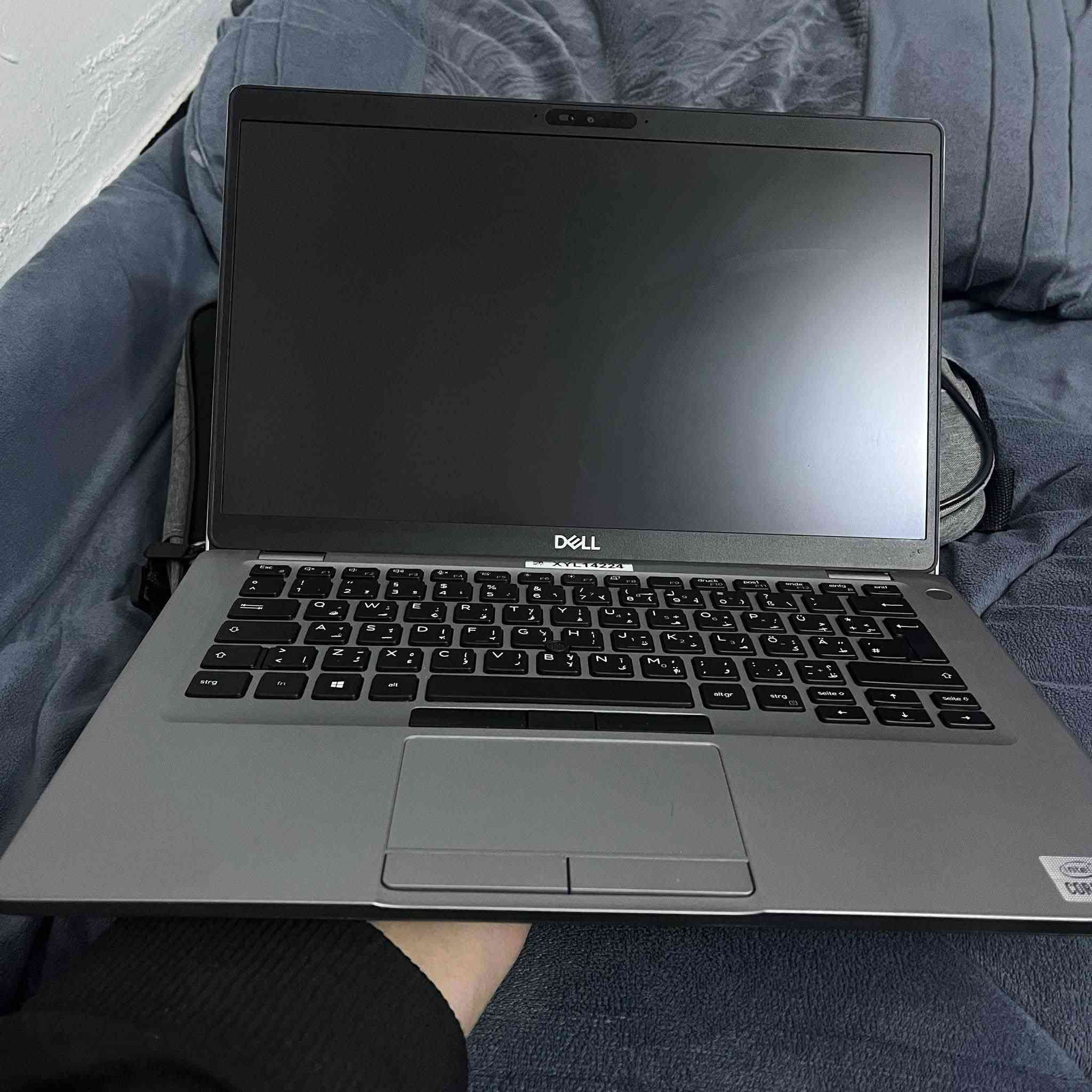 💻 للبيع أو مراوس لابتوب نظيف وجاهز للاستخدام

Dell Latitude 5410

المواصفات المهمة:
• المعالج: Intel Core i5 الجيل العاشر
• الرام: 8GB DDR4
• التخزين: 256GB SSD سريع
• الشاشة: 14 إنچ Full HD
• كرت الشاشة: Intel UHD Graphics

المميزات:
✔ سريع بالاستخدام
✔ مناسب للدراسة والعمل
✔ قابل لتطوير الرام والتخزين
✔ نظيف ويعمل بدون مشاكل

📦 يجي ويا:
• جنطة لابتوب
• ماوس
• شاحن أصلي

📍 الفحص متوفر
💰 السعر مناسب
 أو مراوس مع لابتوب اقوه مع فرق

للاستفسار خاص.


**إذا كنت صاحب هذا الإعلان وتريد حذفه لأي سبب، رجاءا أرسل رسالة إلى الدعم الفني**