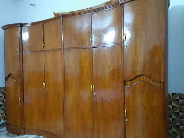 غرفة نوم حطاطه صاج داخل وخارج شغل درجه اولى ونضيفه جدآ بدون اي ضرر السعر ٧٥٠ وبيها مجال لشراي  العنوان رمادي جزيرة للإستفسار الاتصال على هاذه الرقم ***********
