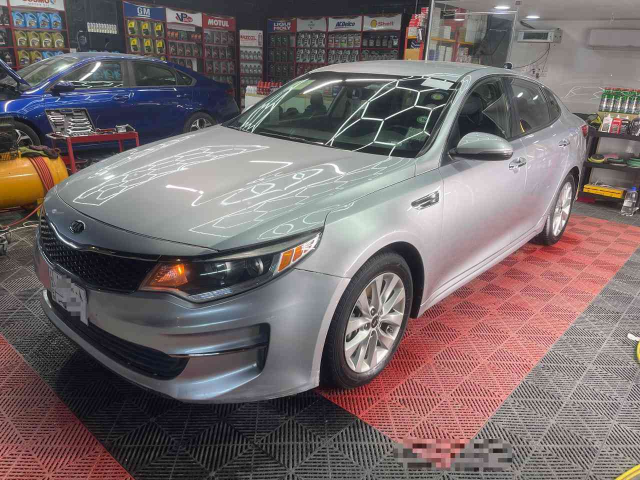 اوبتيما
اوبتيما..2017… امريكي..ماشيه 96 الف
جاهزه مكينه وكير لوك… 2400
تحكمات جهتين تلفون حاكيه..كروز سرعه
حداديه تمام..تخم تاير… شغل واطلع وين ماتريد…رقم ميسان..صور حادثها بالمنشور 
بيها صبغ قطعتين.( جاملغ امامي وخلفي ) شرط الفحص وين مايعجبك… .بااسمي شرط تحويل بالبصره..
السعر 120… ‏‪***********‬‏
