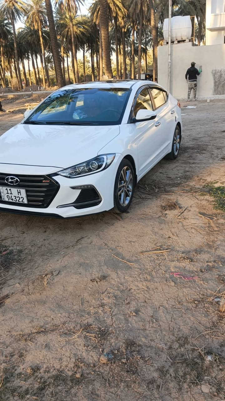 السلام عليكم شباب النترا موديل ٢٠١٩ خليجيه مكفوله من لصبغ فول مواصفات رقم جديد وسياره جديده كلش مكان لساره بغداد لدوره  سعرهه ١٦٥ وبيهه مجال حك لجيه  
موبايل ***********
