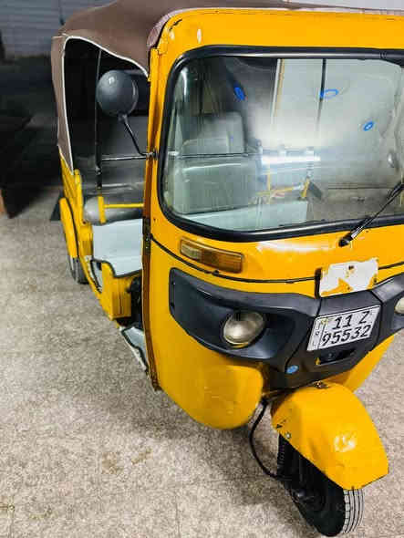 سلام عليكم تكتك مديل ١٩ جديده بسمنه تحويل ثاني يوم التكتك جديده حيلل بيه صبغ بل دوسات التكتك سعره 5800
وبيه مجال حك الجيه ***********
