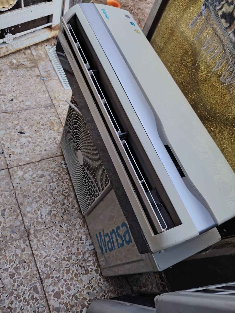 سبلت طن ونص نظيف كلش وتبريد ثلج نقص بواري ب250 الف
***********
