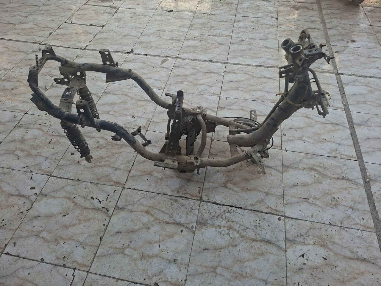 شاصي سكنز نثيه للبيع ***********
