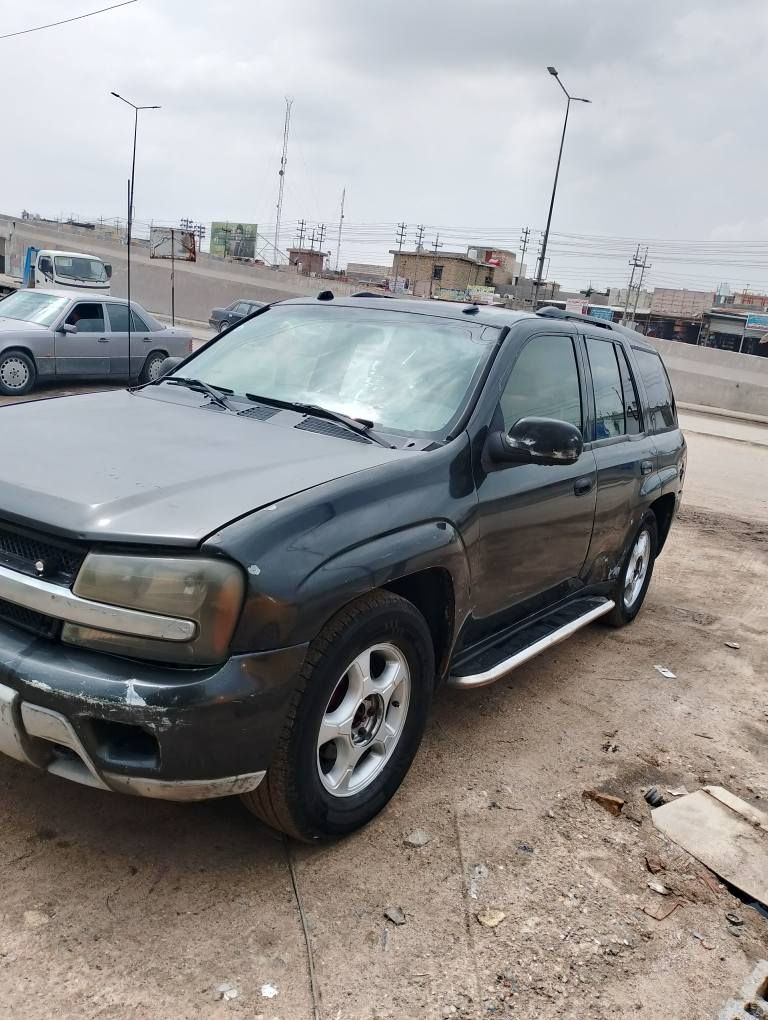 بلايزر للبيع موديل 2005 رقم بغداد مشروع وطني شرط تحويل
مصبوغه عام جماليه بيه محرك وكير 2500
سياره جاهزه محرك كير حداده طخم تاير ممتاز مكان السياره البصره 
السعر 43
‏‪0770 326 8241‬‏ البصرة, العراق
