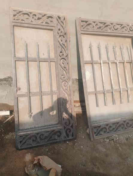 12شيمانه مستمعلات نضاف كلش طول 4متار وباب سلايت نضيفه حي الجامعه ***********
