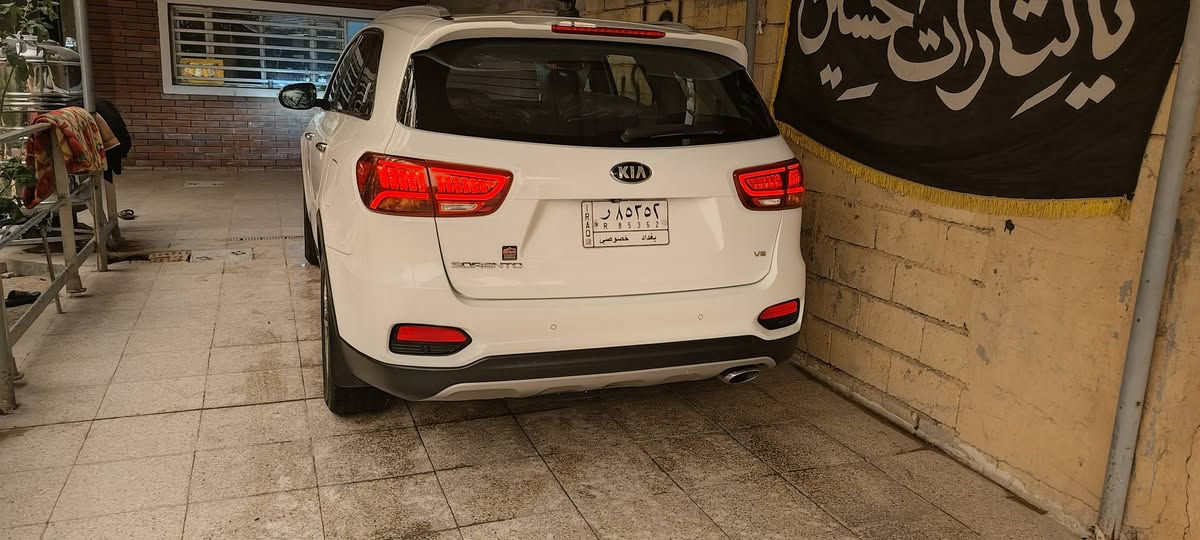 السلام عليكم 
سورنتو 2019للبيع
خليجي  فول 1/1
مواصفات  معروفه
٦سلندر  ٧راكب 
بنوراما    تحكمات سترن 
جنطه كهربائيه   اشاير بالمري 
مشروع وطني رقم  بغداد  بسمي 
ويل ستيل حجم 20   / 3 قطع تبريد
 كفاله عامه من كلشي  حت الدعاميات
السيارة سوناره موجود 
بيهه فقط صدعه بل جاملغ الخلفي موضح بل سونار 
وشخط بل باب الخلفي مكحل ما مبين    
السيارة  خير من الله  مواصفات  ونظافه وكفاله 
السيارة  ماشيه 104الف 
مكان السيارة  بغداد  المحموديه 
السعر  اتصل  وبيك خير  وتدلل 
للا ستفسار ***********
                 ***********
