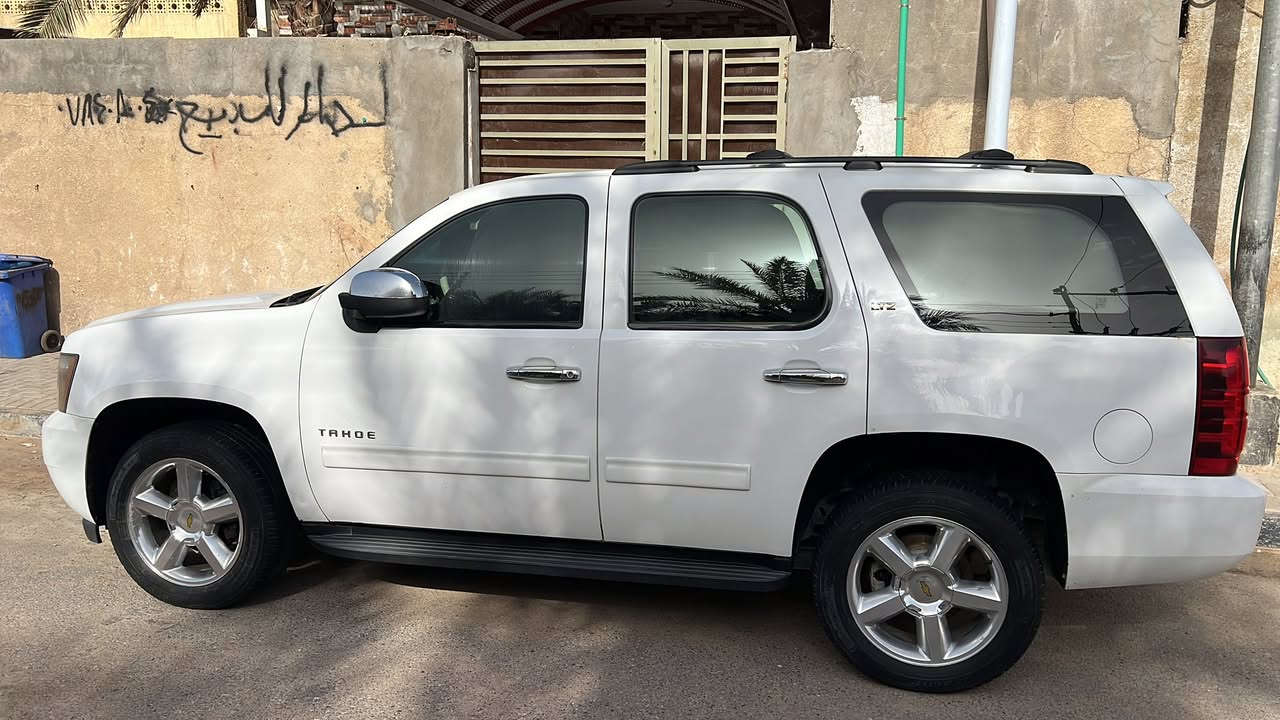 تاهو موديل 2013
فول مواصفات LTZ

8سلندر رقمها بصره سنويه تخلص 2030

البصره حي العسكري 

***********

السعر /230بيها مجال

