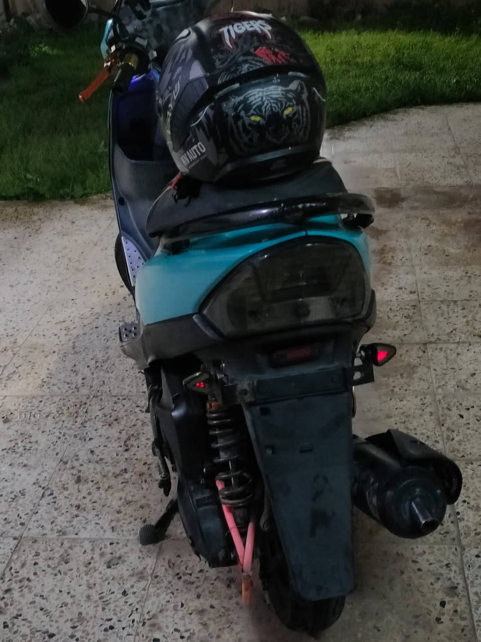 سلام عليكم ماكس عدله دراجة مزوده بوشة 49كهربيات كله شغاله نضافه خير من الله كابريته جديده اصليه يعوزه فقط كلج خلفي شلعه مو قويه بس بل معدل حيل حلوه ورزنه فقط بيع مكانه تكريت القادسيه سعر 700وبيه مجال بسيط تواصل فقط وتساب ممتوفر ع فيس ***********
