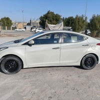 وارد سعودي داخلها اسود نضيف شركه مديل ١٥  مكينه ١٨٠٠ مكفوله من تنقيص ر...