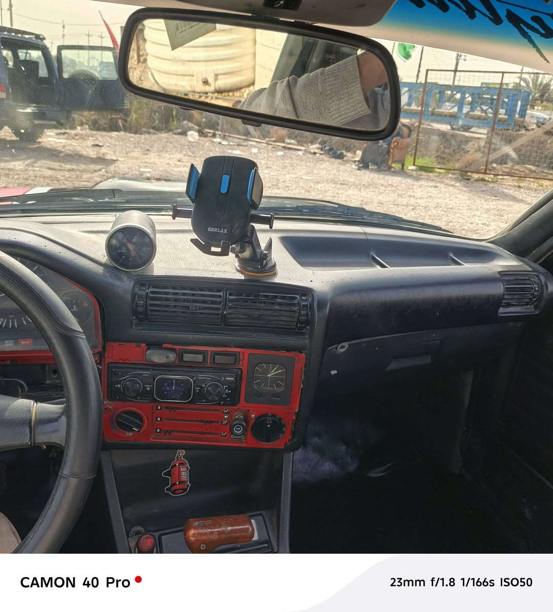 اسلام عليكم سياره bmw زعره سياره مال جناي متعوب عليه محور مكينه وكير اتو  ونجي مجول 6 بستم مال حاويه قبل شهر شادهن تخم تاير جديد ويل رياضي جديد كهربائات كله جديده غرفه نضيفه جدأ( مال جناي)  بسمي  رقم بغداد دولي 
السعر 30 وبيه مجال للشراي مكاني بابل الحمزه الغربي الاستفسار ***********
