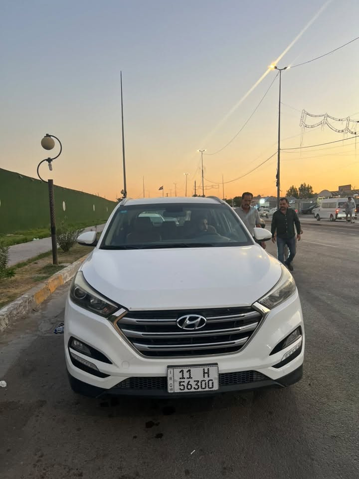 توسان للبيع٢٠١٨
توسان خليجي ٢٠١٨ للبيع بدون حادث بدون تبديل محرك وكير بلادي ما مفتوح رقم بغداد انگليزي ماشية ١٢١ الف صدر ودواخل  جديد بيها حالوب خفيف فقط .. السعر ١٦٠ وبيها مجال بسيط .. مكلف بالنشر الاتصال على الرقم ***********
