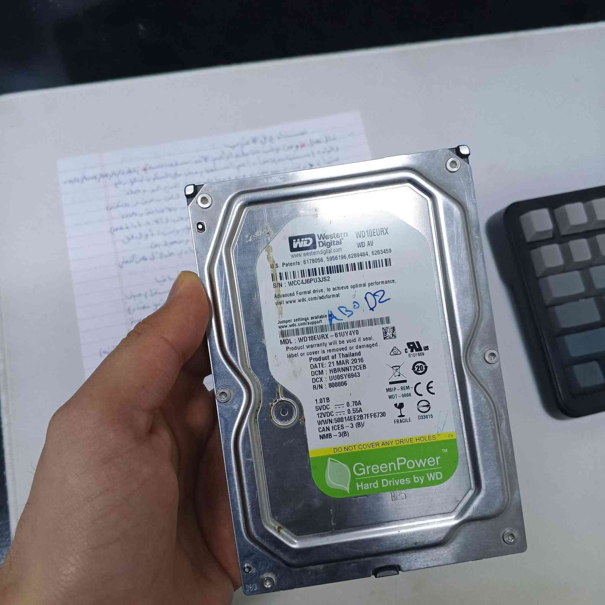 السلام عليكم
هارد ssd Kingston 256 gb 
السعر 35 الف جديد فقط مفحوص اخذت ثنين وهذا ما احتاجه 
هارد hhd 1tb  السعر ماعرف بصراحه الي يفيده ينطي سعر وشكراً 
( متوفر توصيل )


**إذا كنت صاحب هذا الإعلان وتريد حذفه لأي سبب، رجاءا أرسل رسالة إلى الدعم الفني**