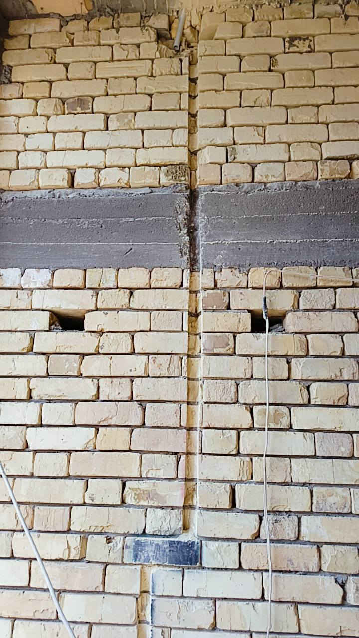 السلام عليكم عامل كهرباء كص وحفر وتثبيت بوكسات وبواري وعندي خبره بلتسليك واشتغل شبكه مكاني بصره تنومه واتساب وأنه خادم ***********
