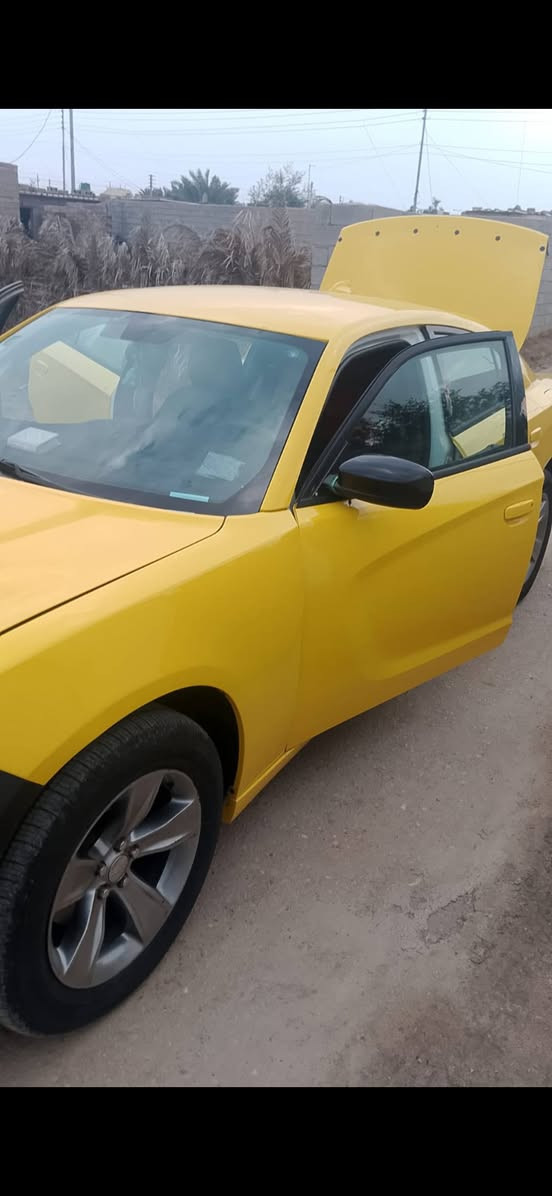 سلام عليكم مرخصت الدمن جارجر موديل 2018 سيارة جاهزه لشقل مكينة وكير وكسن شرط تخم تاير جديد سيارة مبدلة جاملقات المام والباقي كفالة بيها خط بصرة بغداد الاستفسار اكثر اتصل على الرقم *********** ابو حسين عنوان بصره كرنه
